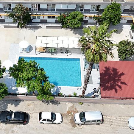 Hillside Apart Hotel Екстер'єр фото