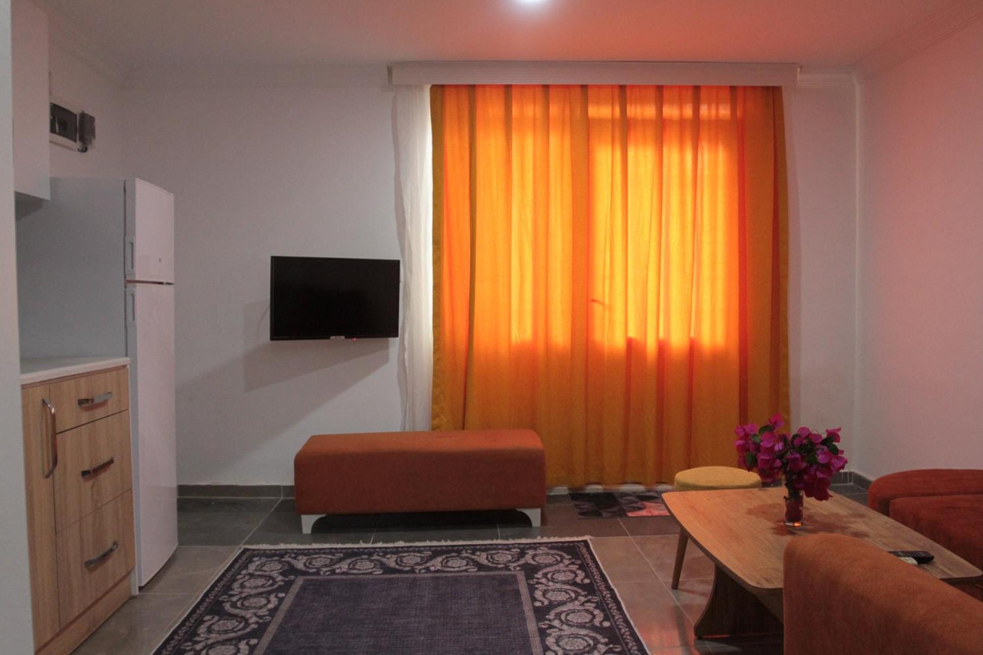 Hillside Apart Hotel Екстер'єр фото